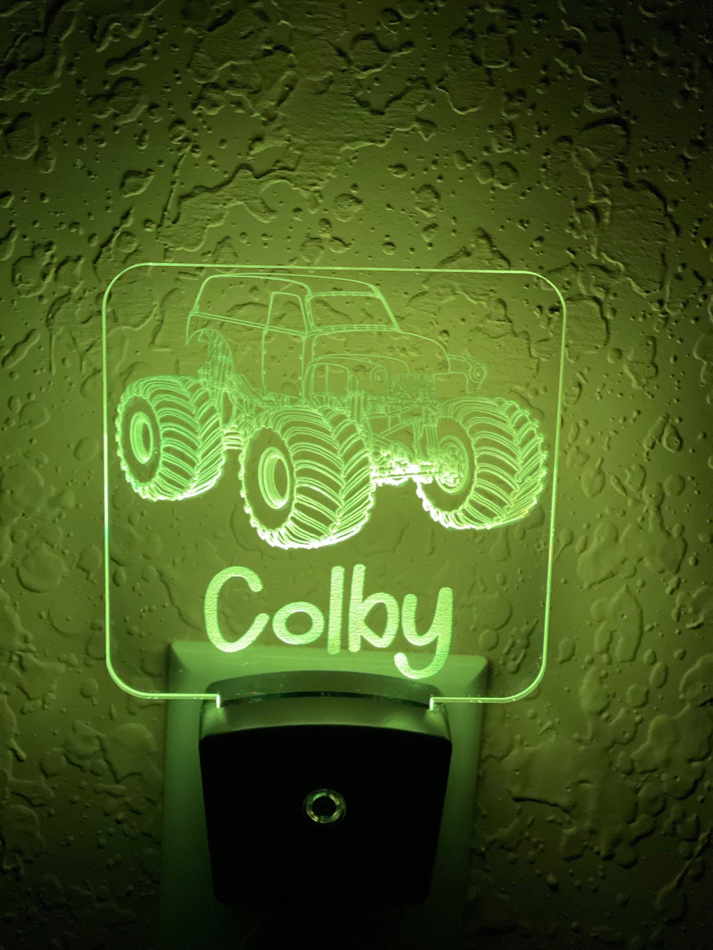 Personalized LED Monster Truck Night Light | 7 Color Changing | Plug in Night Light | Name Light | Children's Night Light | Kids Room Light