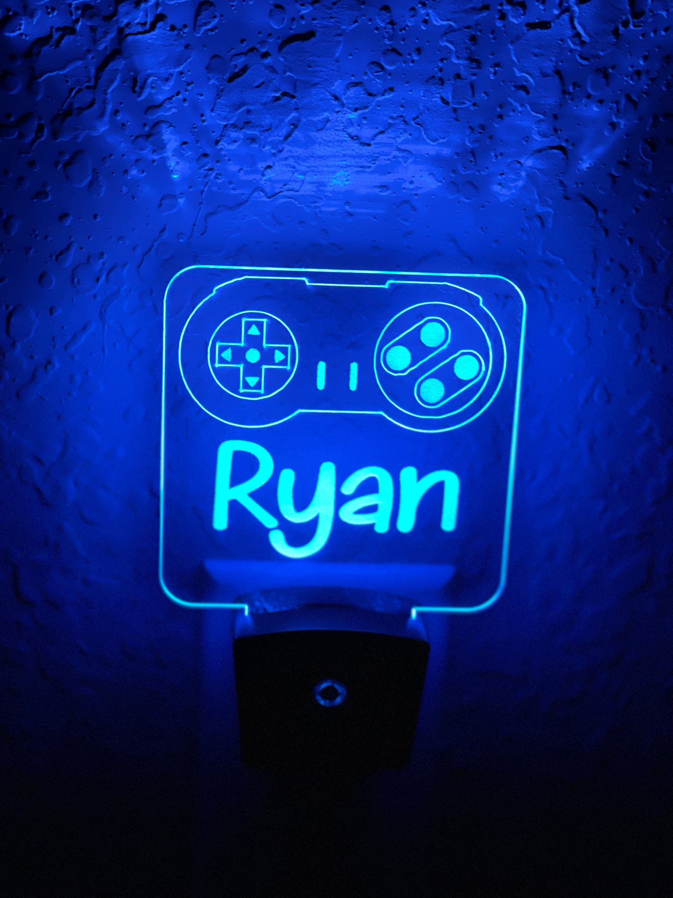 Personalized LED Super Nintendo NES Controller Night Light | 7 Color Changing | Plug in Night Light | Name Light | Kids Room Light