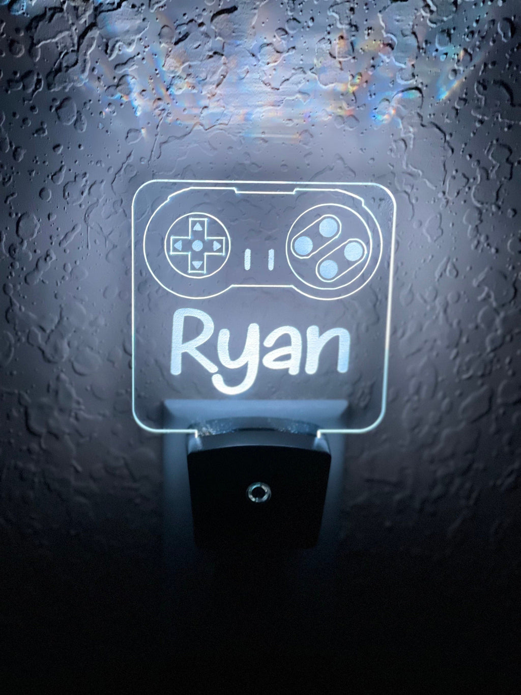 Personalized LED Super Nintendo NES Controller Night Light | 7 Color Changing | Plug in Night Light | Name Light | Kids Room Light