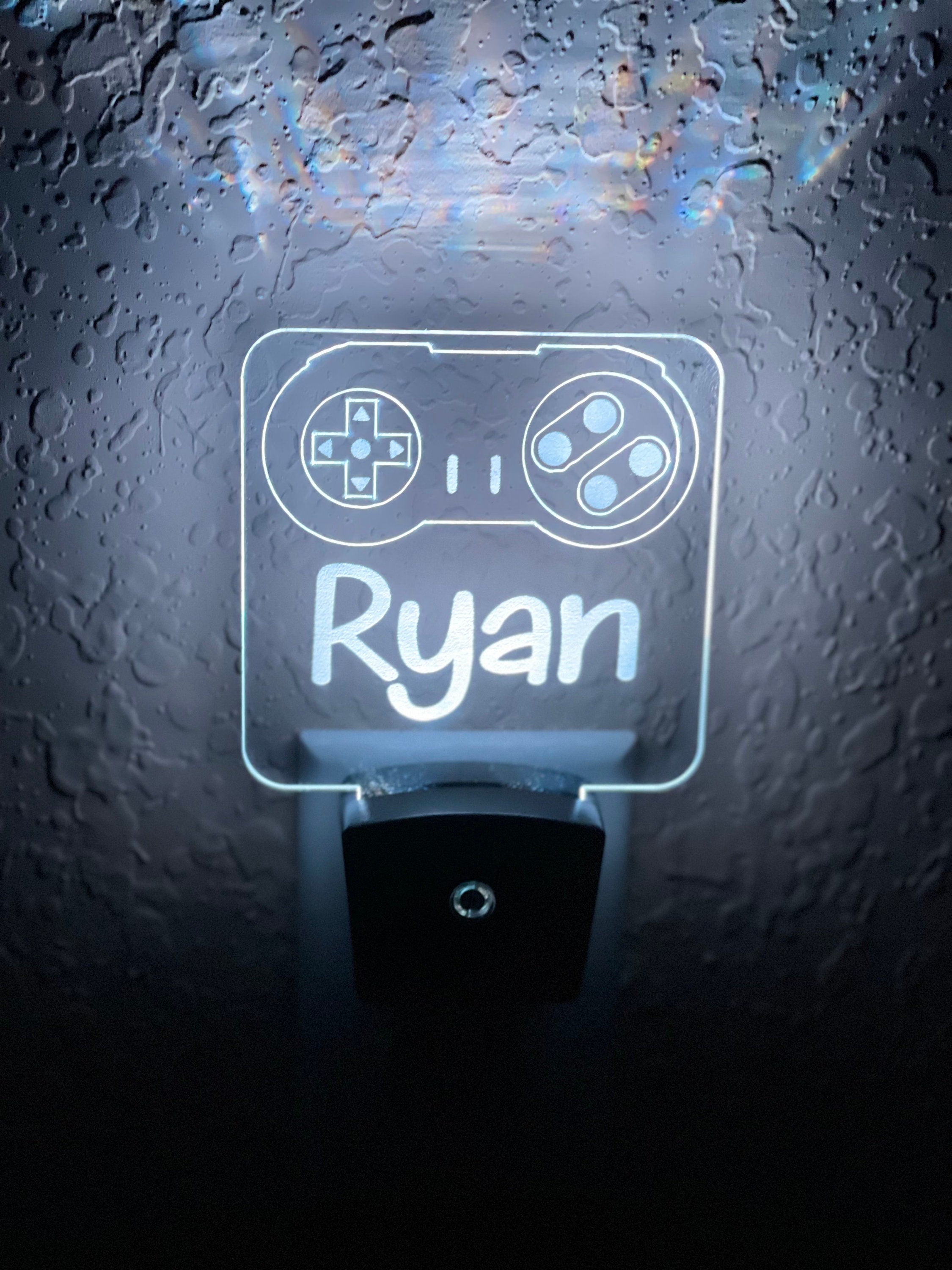Personalized LED Super Nintendo NES Controller Night Light | 7 Color Changing | Plug in Night Light | Name Light | Kids Room Light