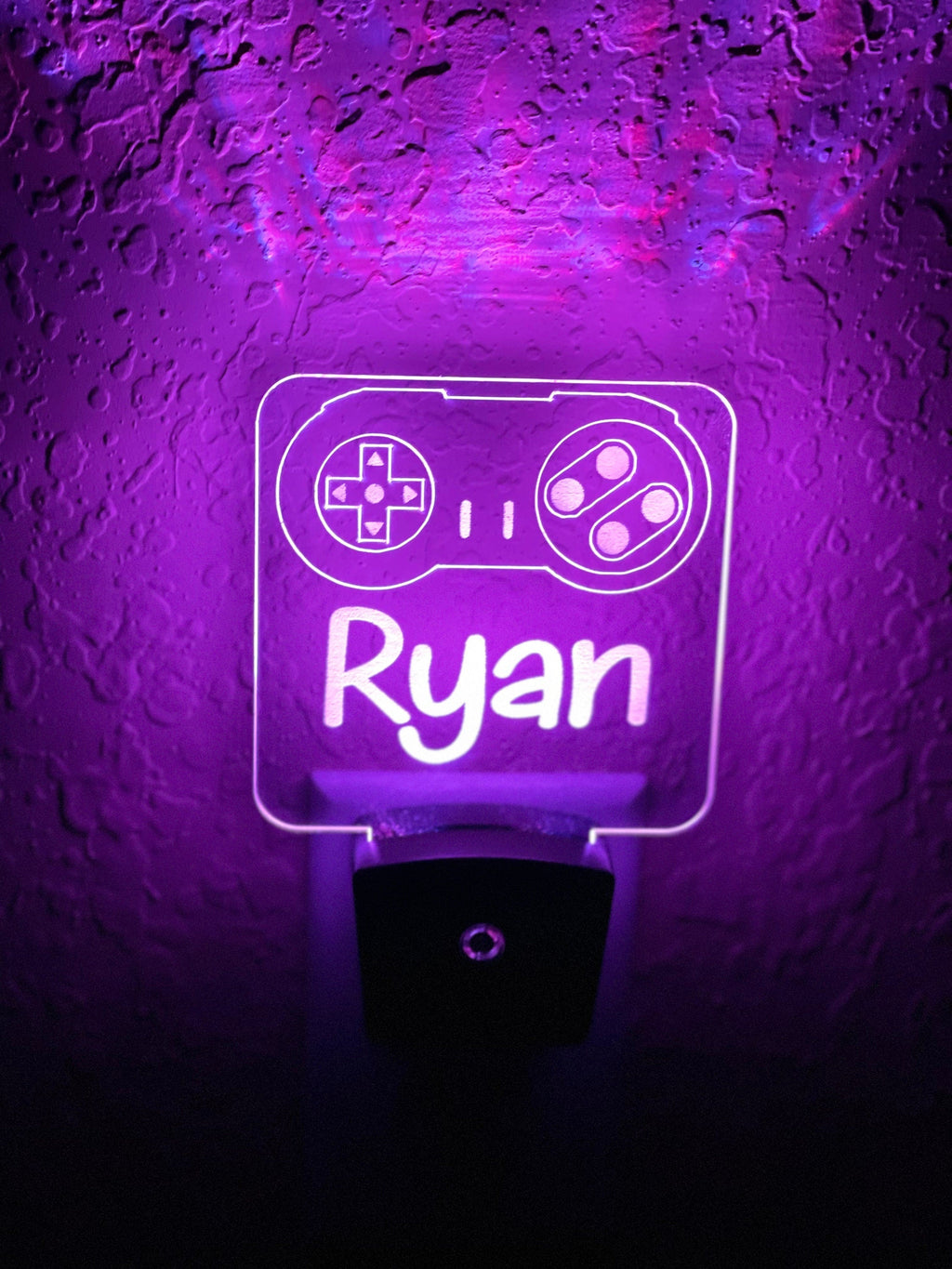 Personalized LED Super Nintendo NES Controller Night Light | 7 Color Changing | Plug in Night Light | Name Light | Kids Room Light