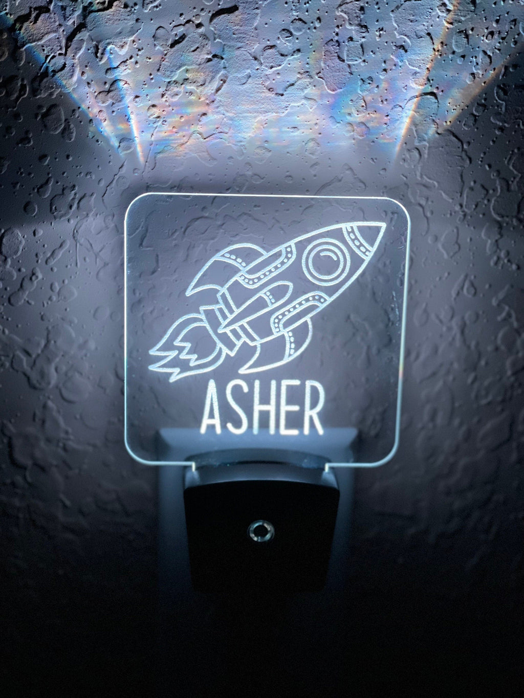 Personalized LED Spaceship Rocket Night Light | 7 Color Changing | Plug in Night Light | Name Light | Children's Night Light | Kids Room Light