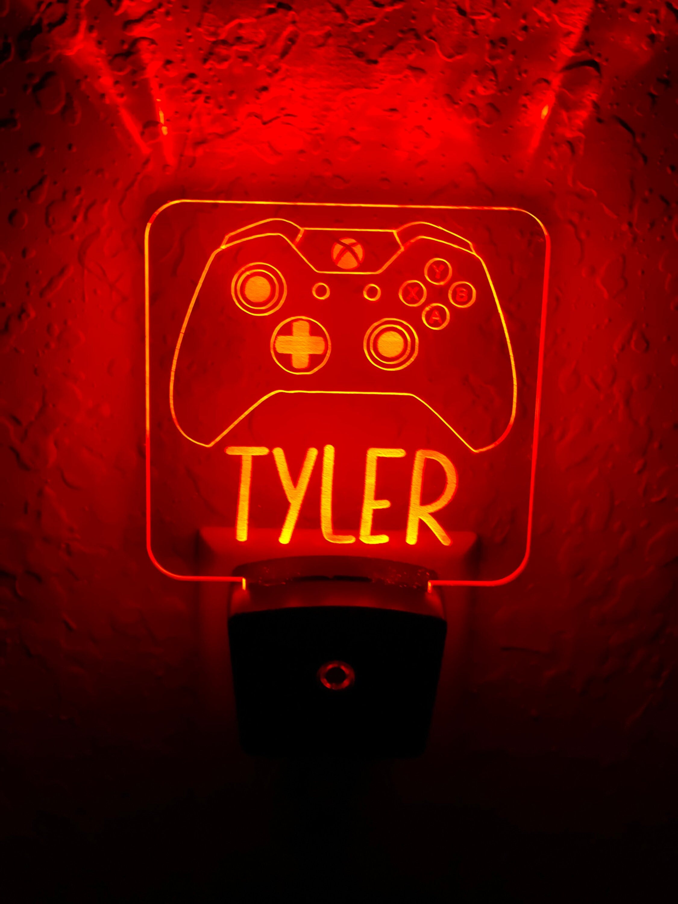 Personalized LED Xbox Controller Night Light | 7 Color Changing | Plug in Night Light | Name Light | Children's Night Light | Kids Light
